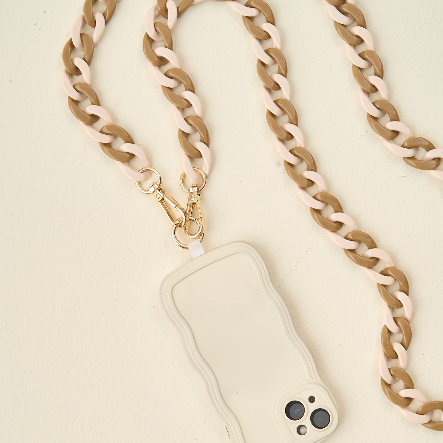Hold The Phone Crossbody Chain (Multiple Colors)