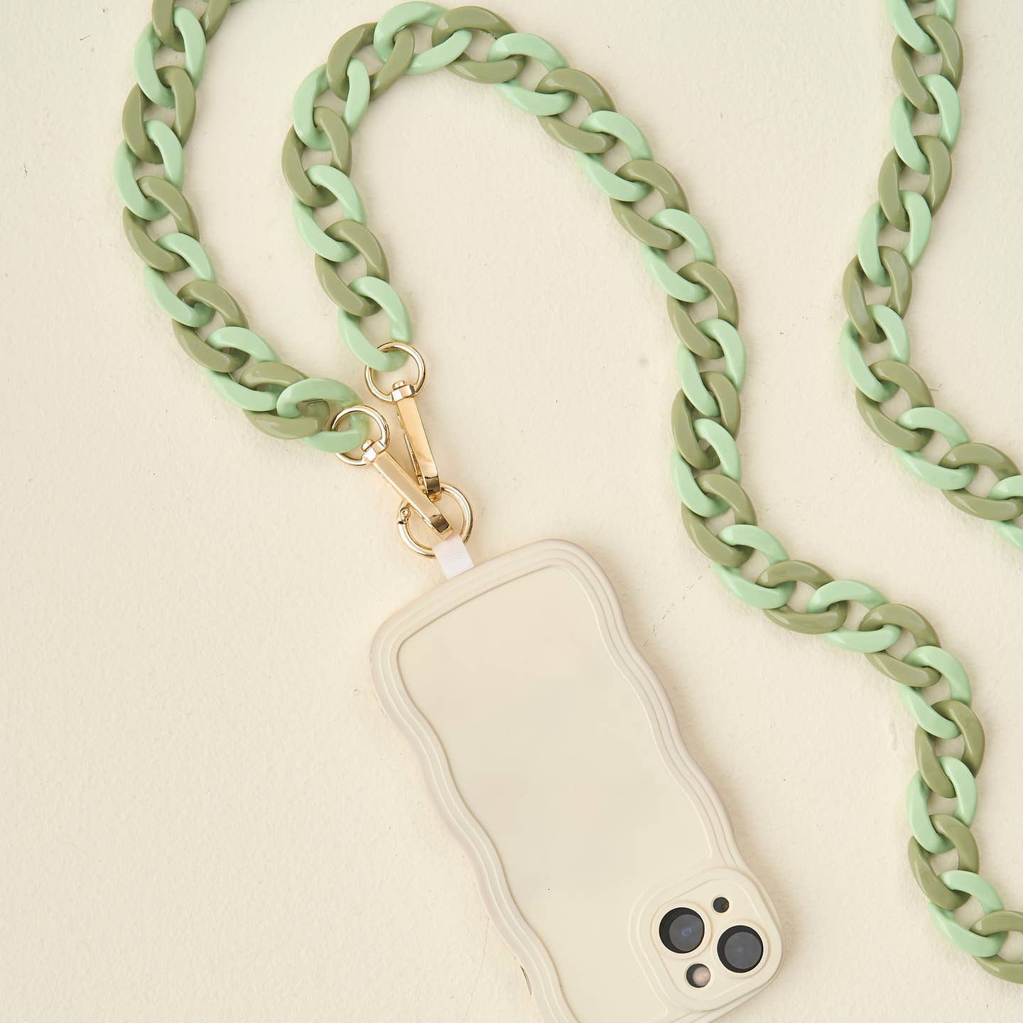 Hold The Phone Crossbody Chain (Multiple Colors)