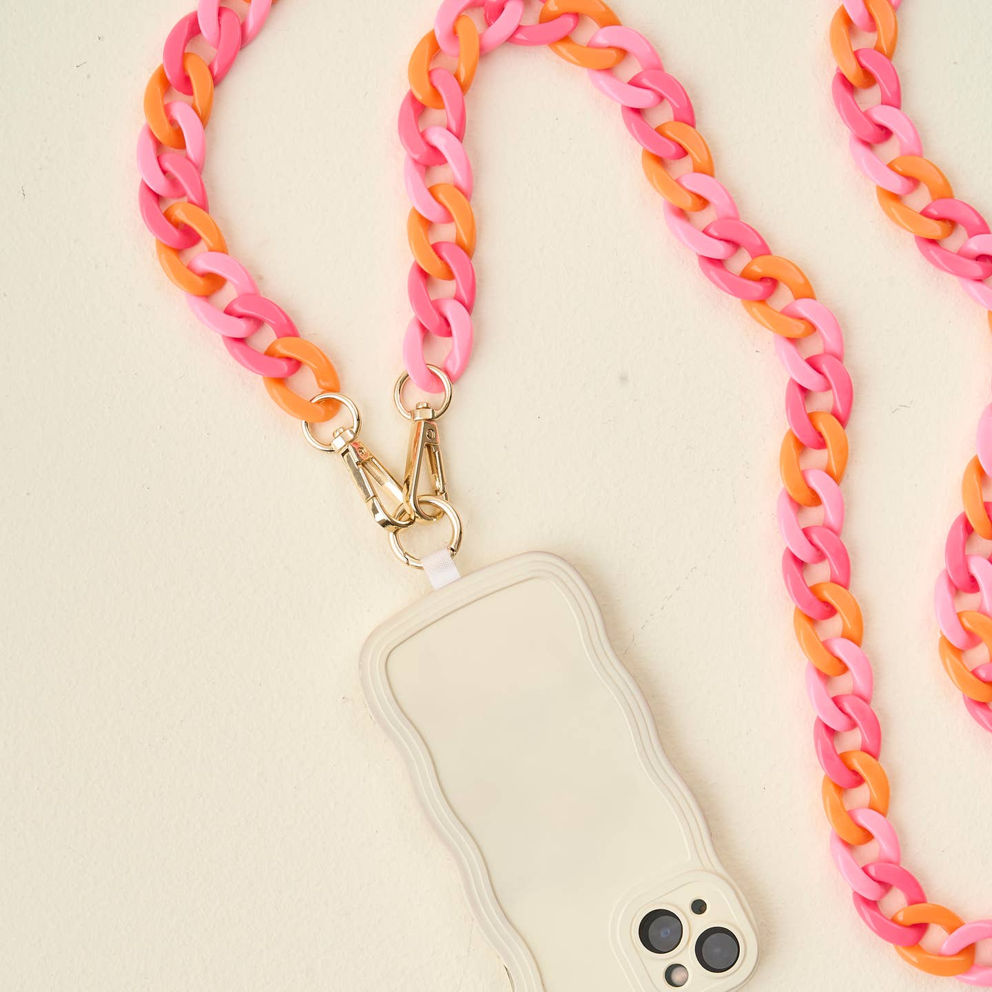 Hold The Phone Crossbody Chain (Multiple Colors)