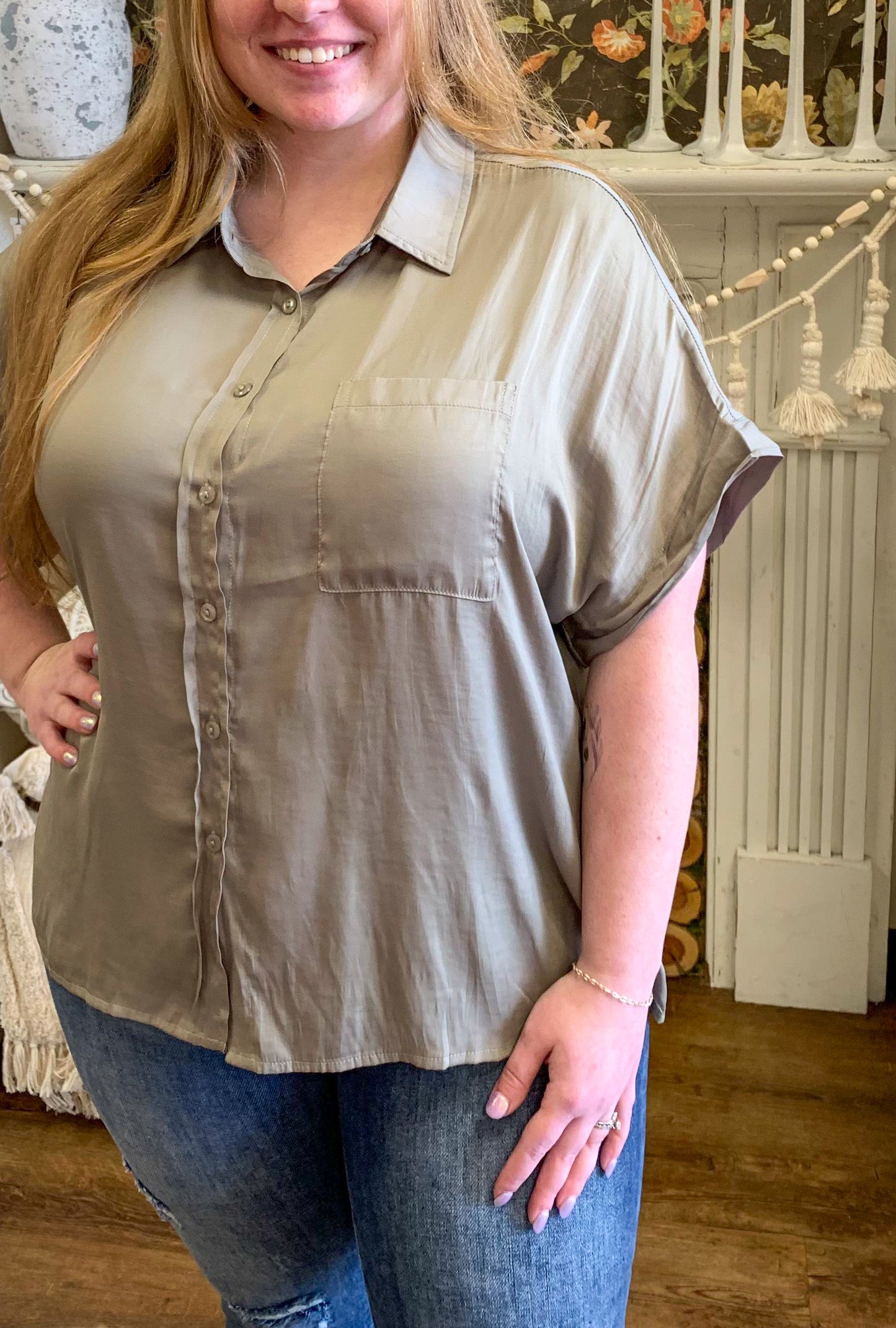 The Lizzie Button Down Blouse (Small to Large)