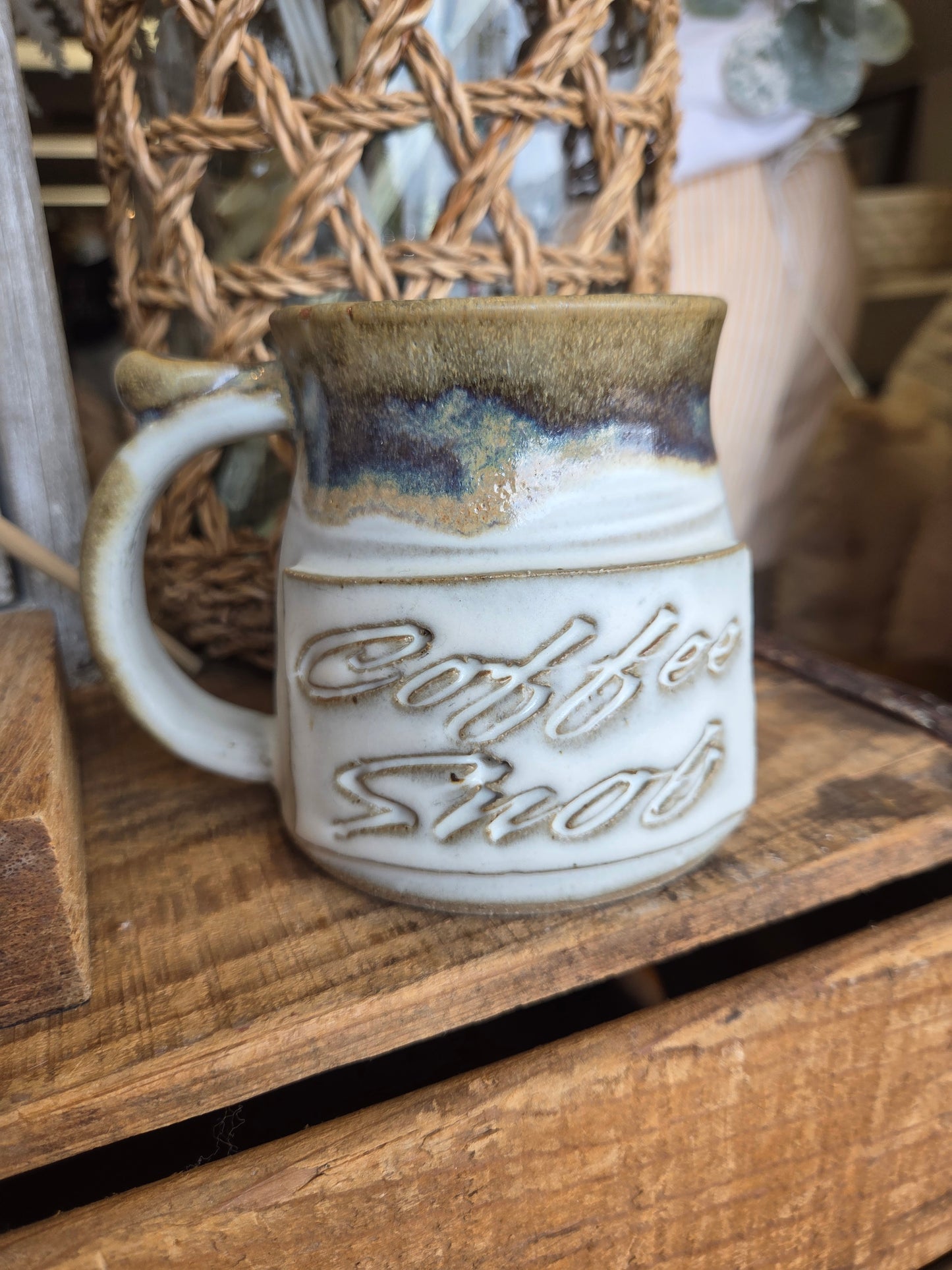 Coffee Snob Costa Rican Style Mug (Ivory Linen)