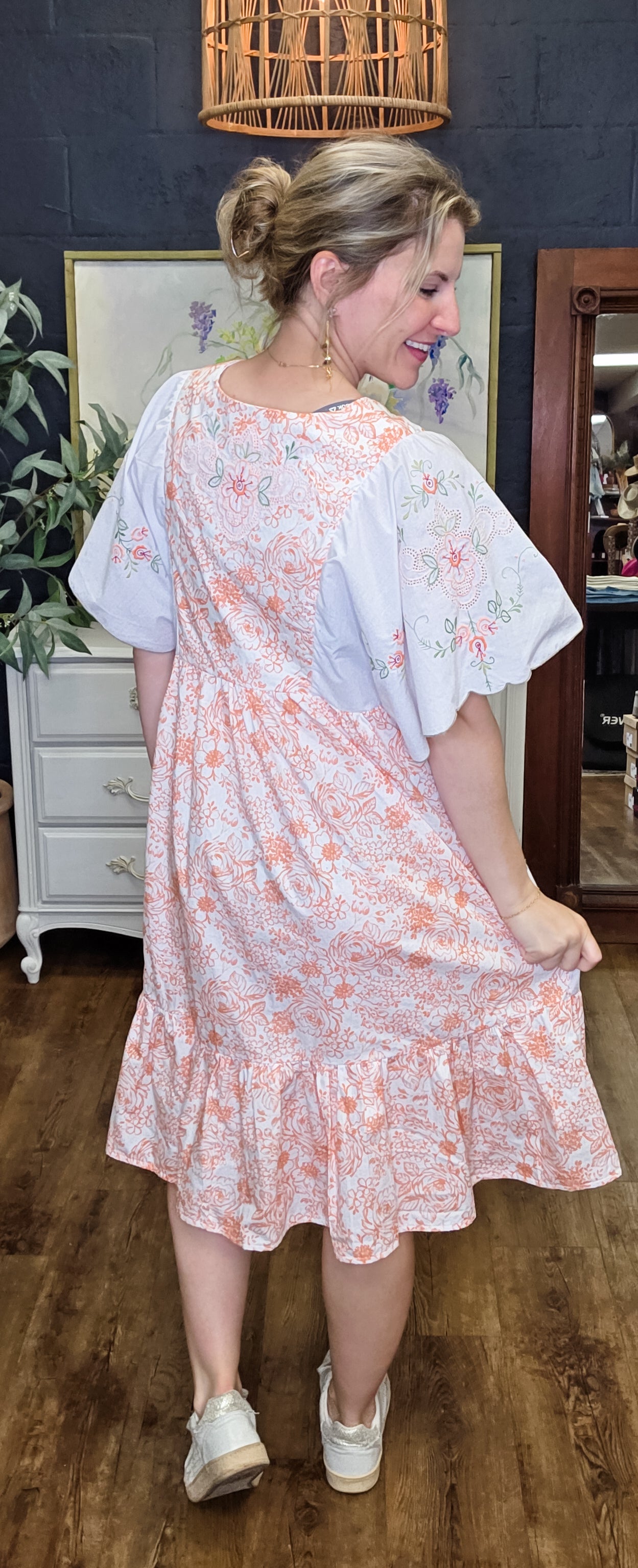 The Southern Belle Dress In Peach Floral Print