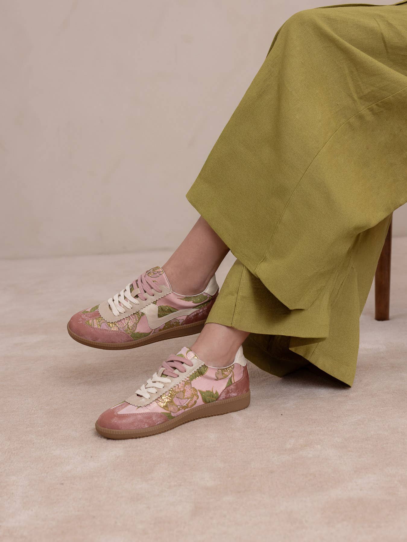 The Kyla | Rose Garden Classic Low Top Sneakers
