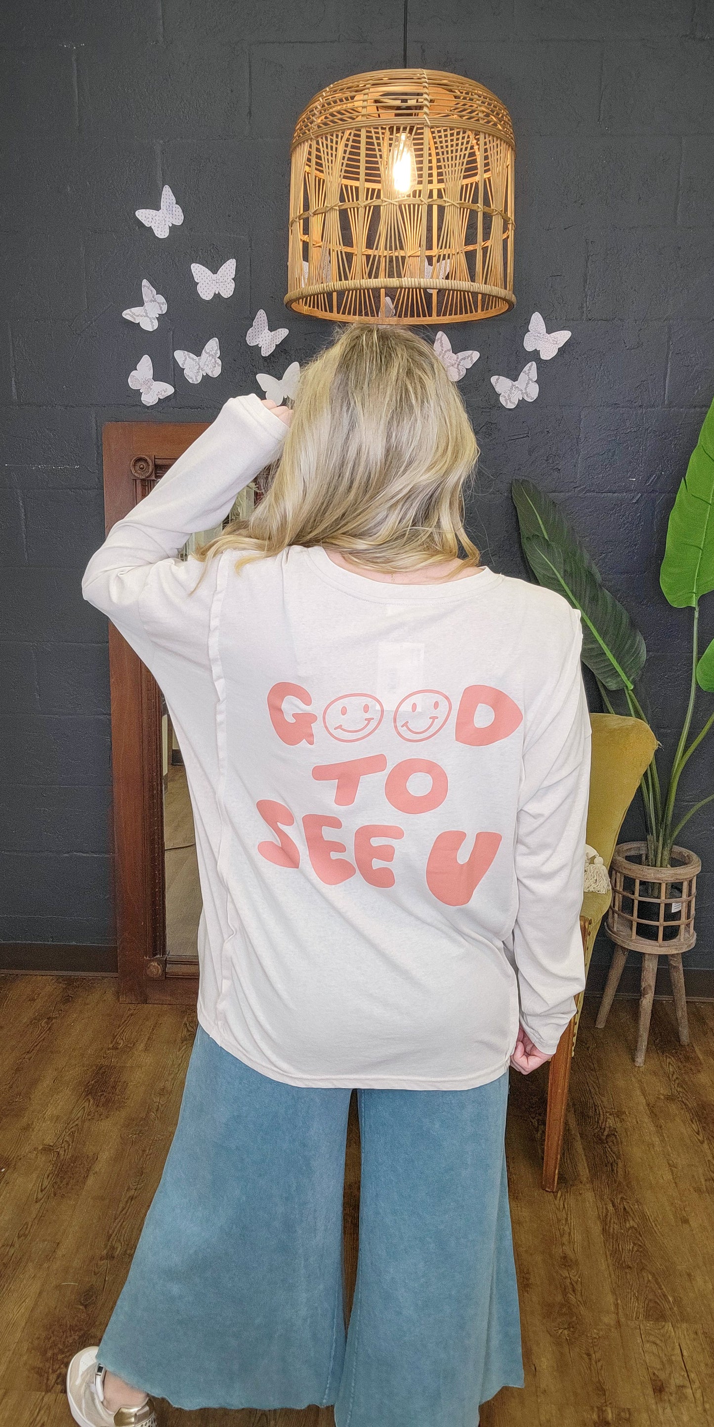 Good to See You Graphic Top (Small to Large)