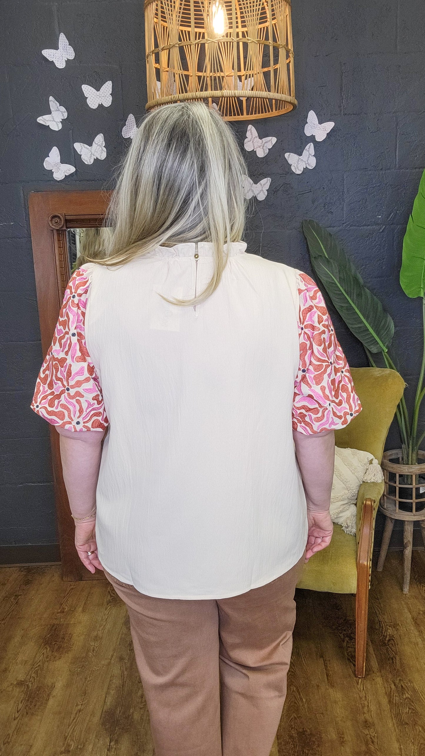 Elizabeth's Embroidered Puff Sleeve Blouse (Small to 2X)
