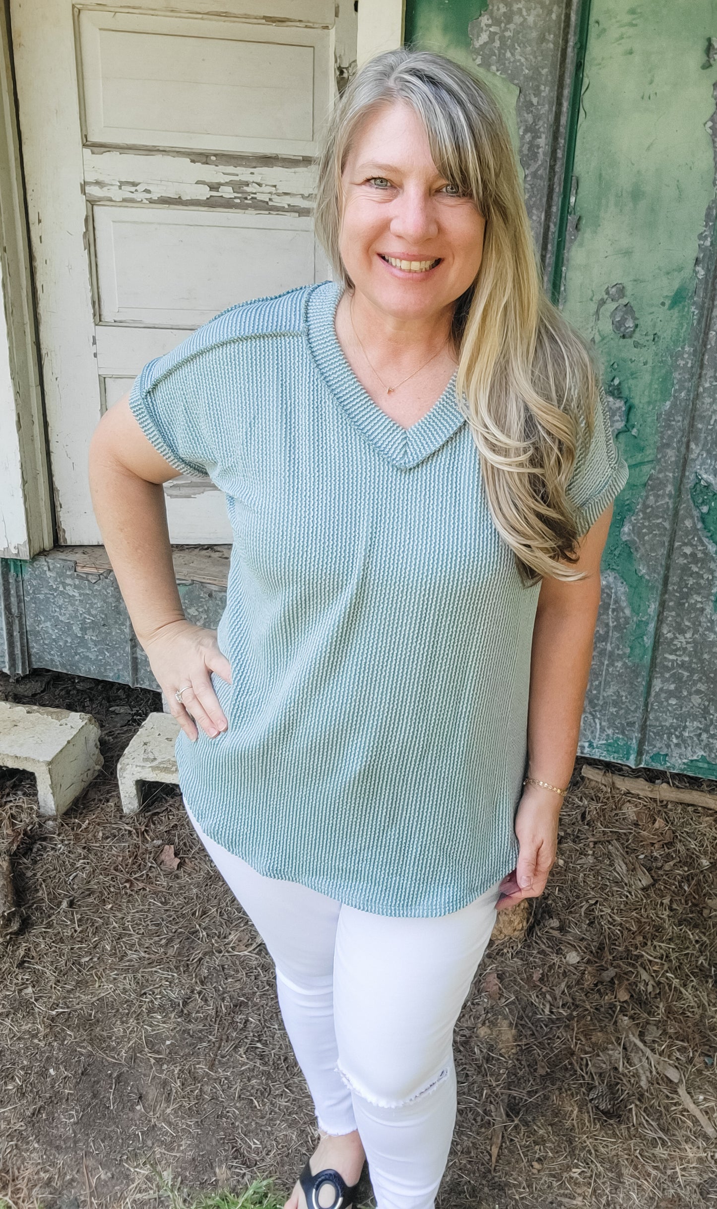 The James Ribbed Top Multiple Colors (1XL - 3XL)