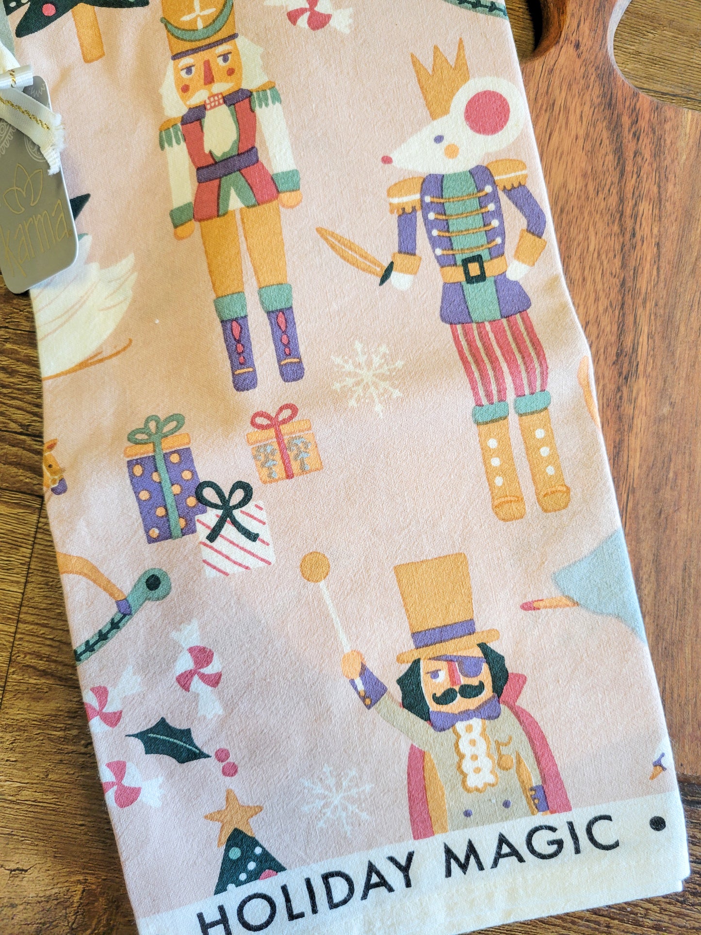 Nutcracker Tea Towels with Cutting Board Set