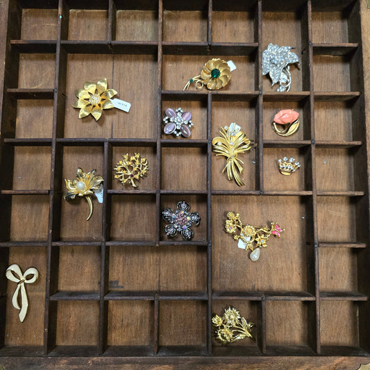 Vintage Broach, Assorted Styles