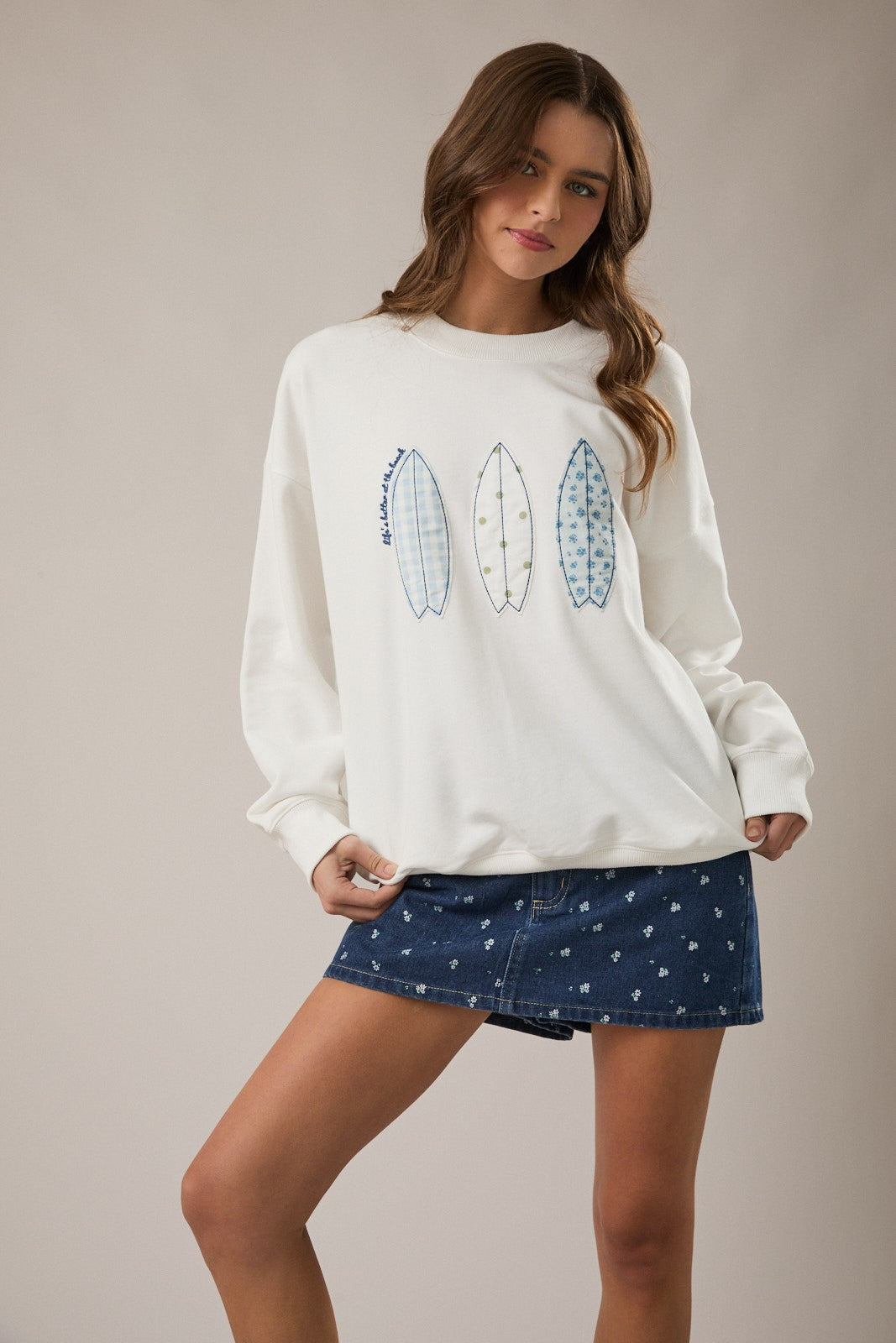 Crew Neck White Sweatshirt with Patchwork Surfboard Applique