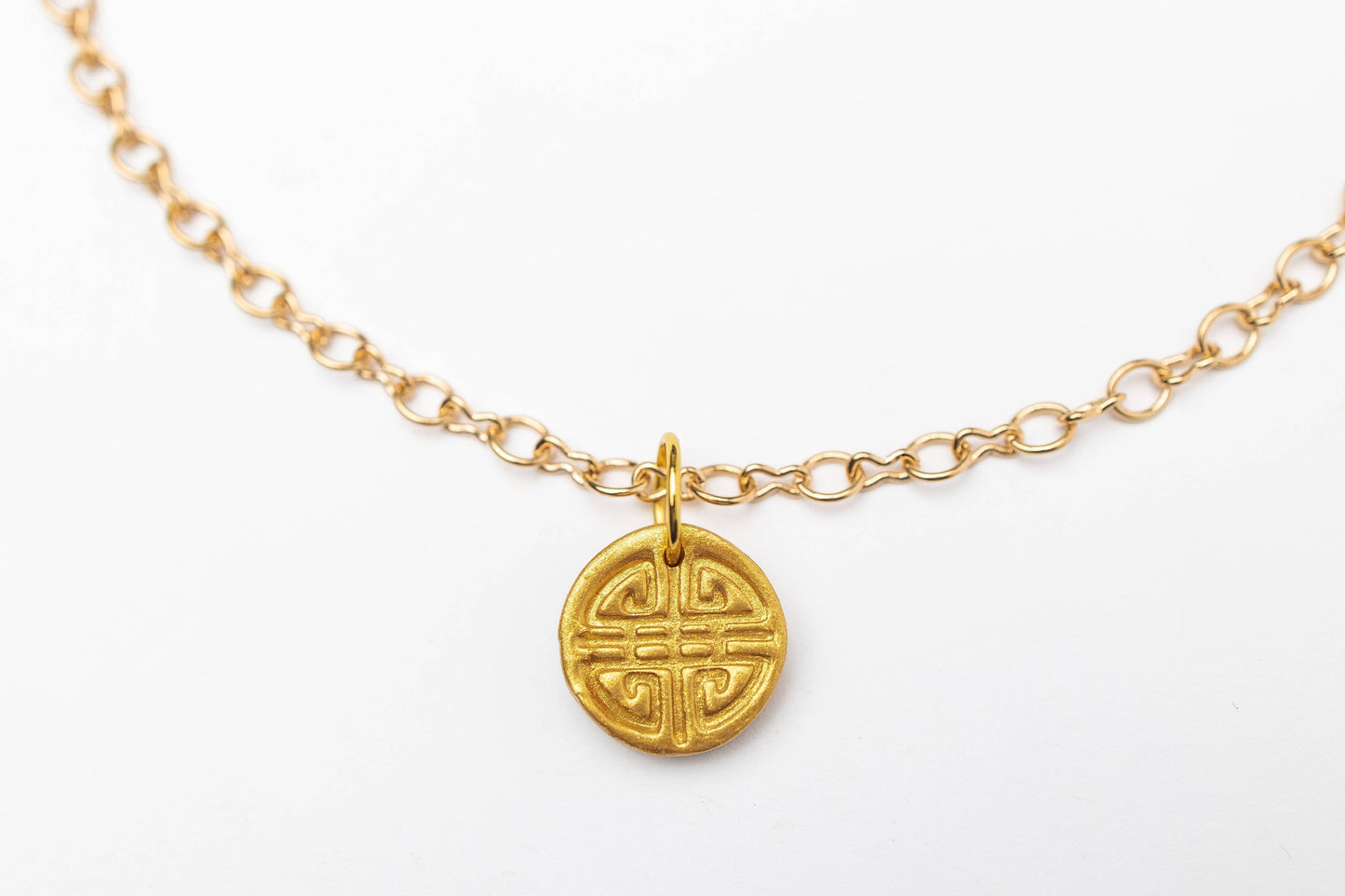 Gold Figure 8 Chain with Deborah