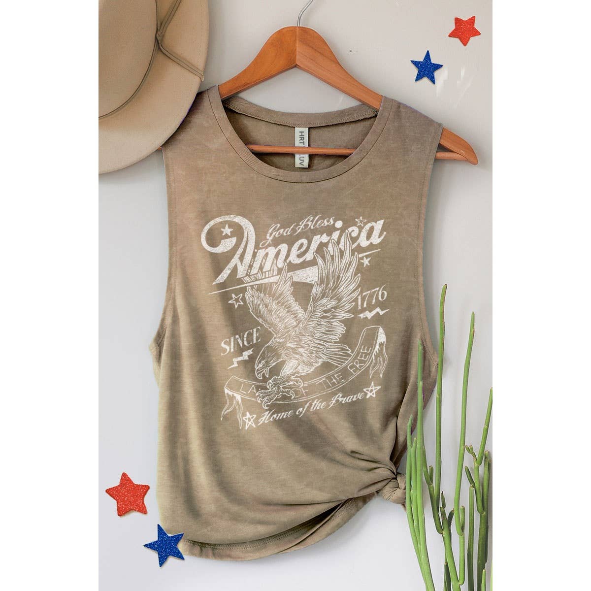 GOD BLESS AMERICA GRAPHIC TANK TOP