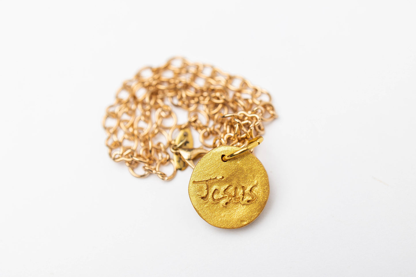 Gold Figure 8 Chain with Deborah