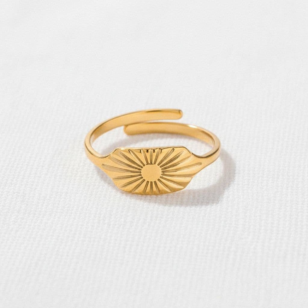 Geometric Luxe Ring with Modern Finish
