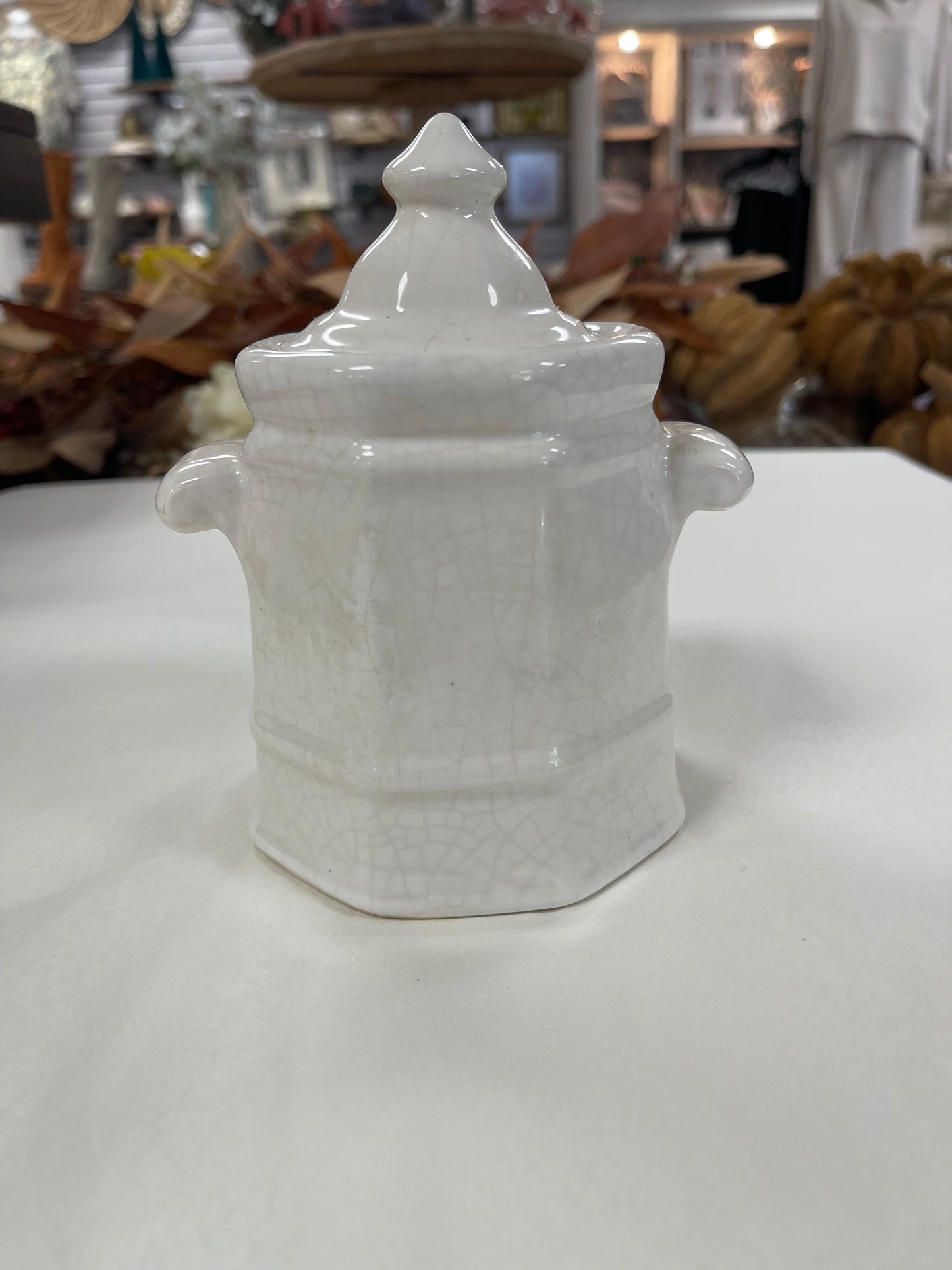 Pfaltzgraff Heritage White Sugar Bowl Collectible Container w Lid & Handles