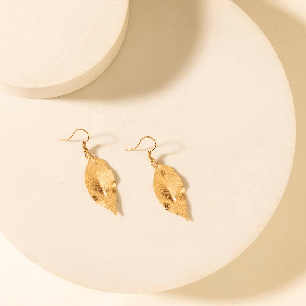 Suntrail Leaf Earrings in Weathered Amber