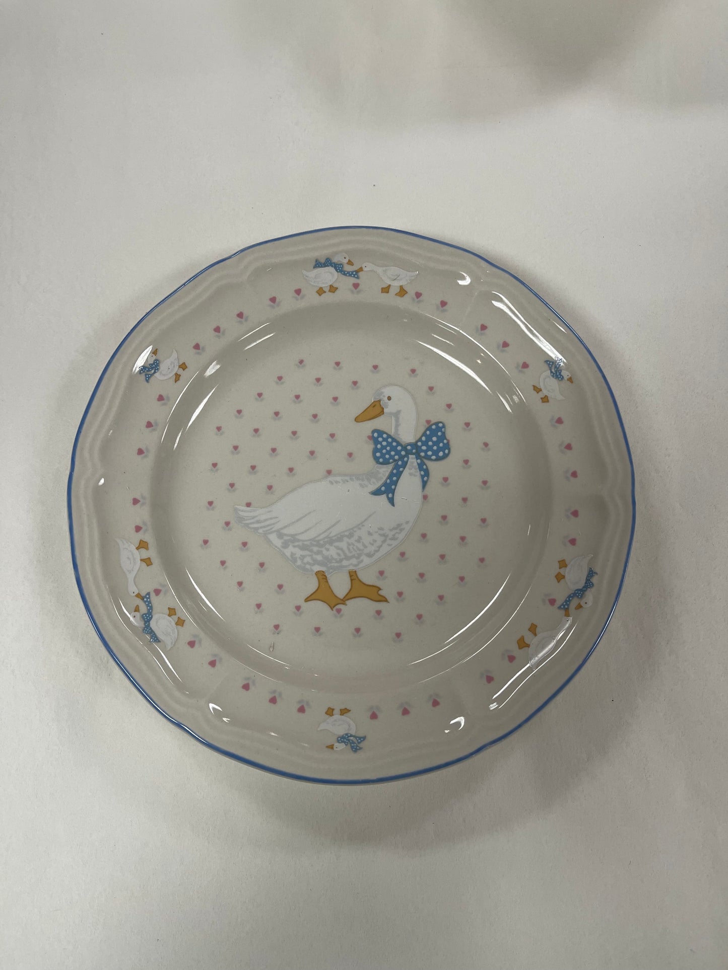 Vintage Brick Oven Stoneware "Aunt Rhody" Goose with Blue Bow Dinner Plate