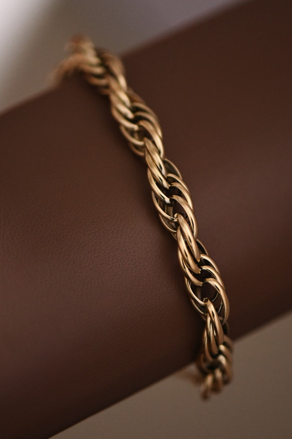 Twisted 18k Gold Plated Chain Bracelet