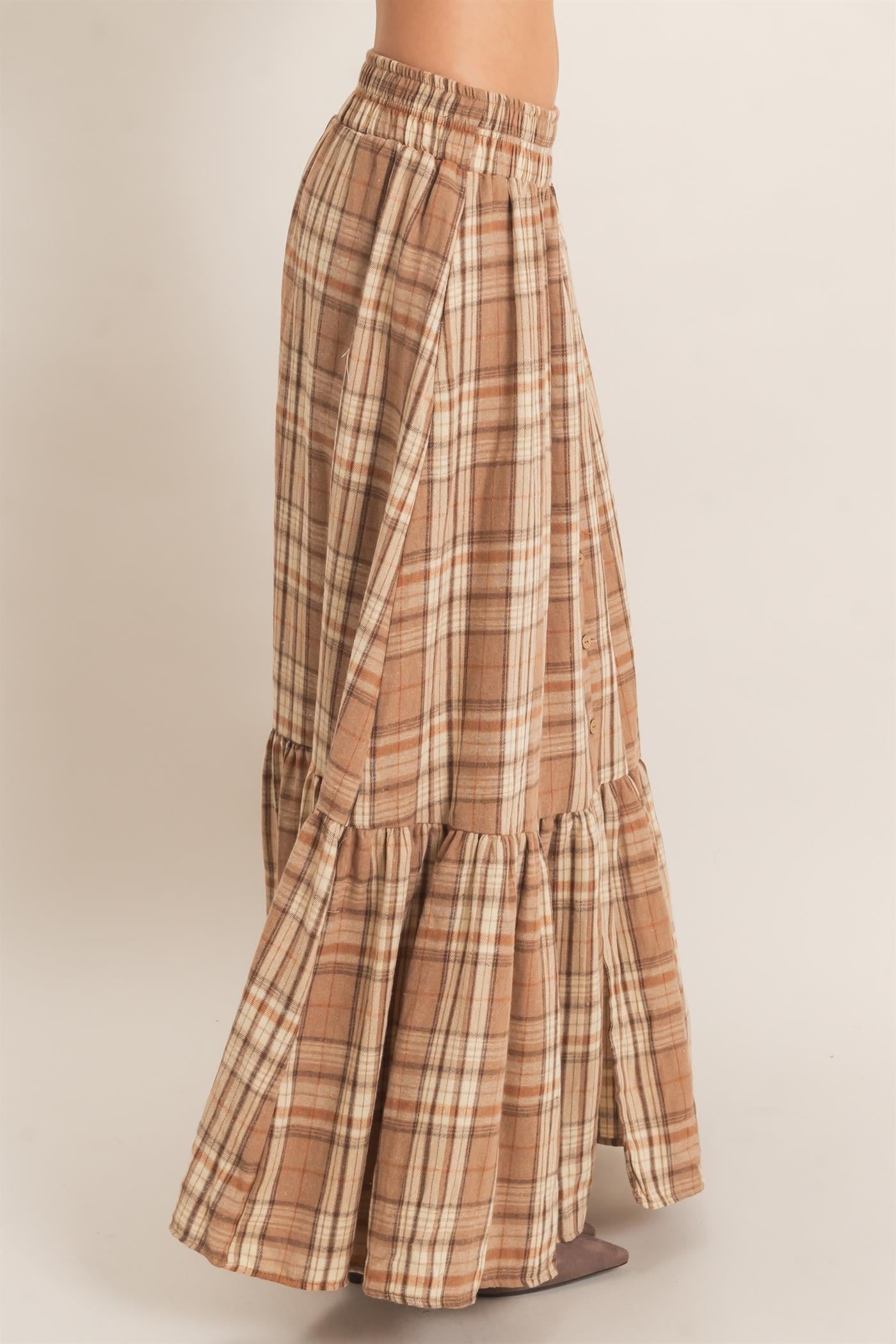 Stars Hallow Plaid Button Skirt in <ulitple (Small to Large)