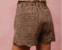 Mid Rise Leopard Twill Shorts With Scallop Hem