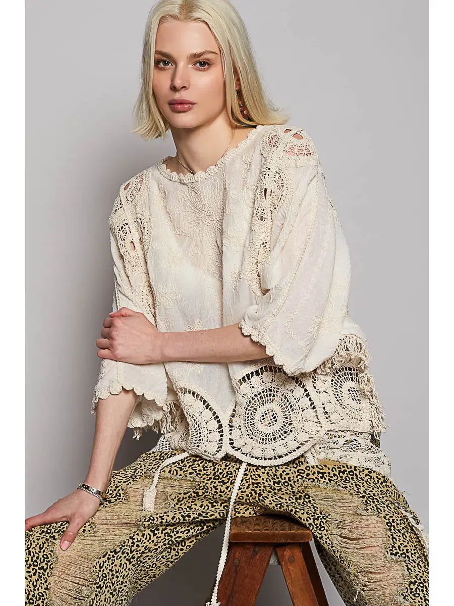 Round Neck Short Sleeve Floral Embroidery Top