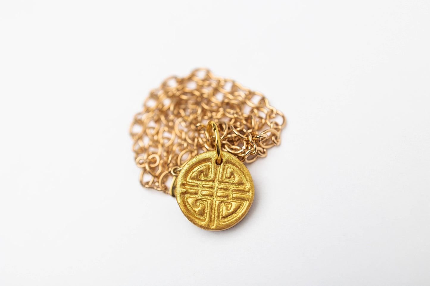 Gold Figure 8 Chain with Deborah