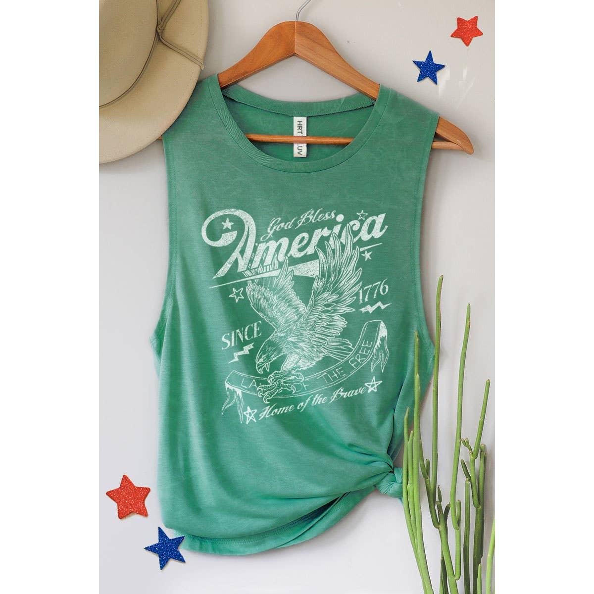GOD BLESS AMERICA GRAPHIC TANK TOP