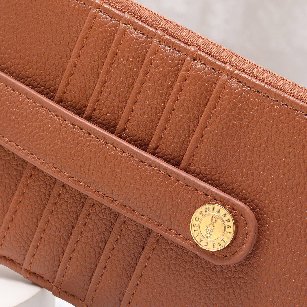 AD004 Saige Slim Cardholder Wallet