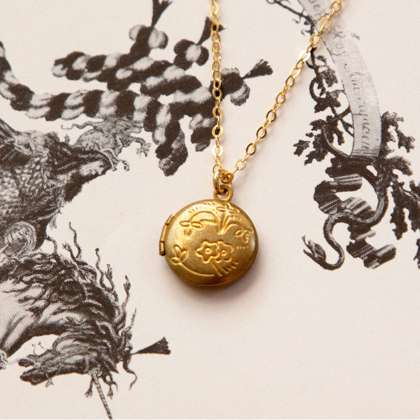 Vintage Mini Round Locket Necklace (Floral)