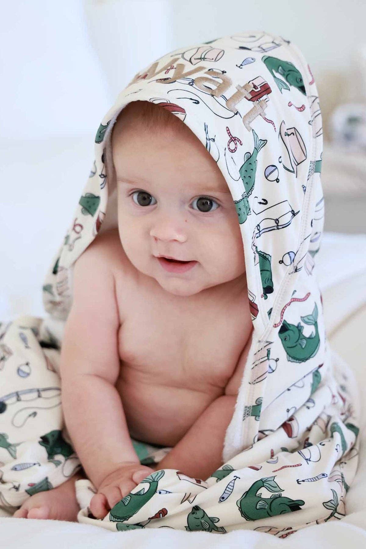 Bamboo Hooded Towel | Off the Hook)