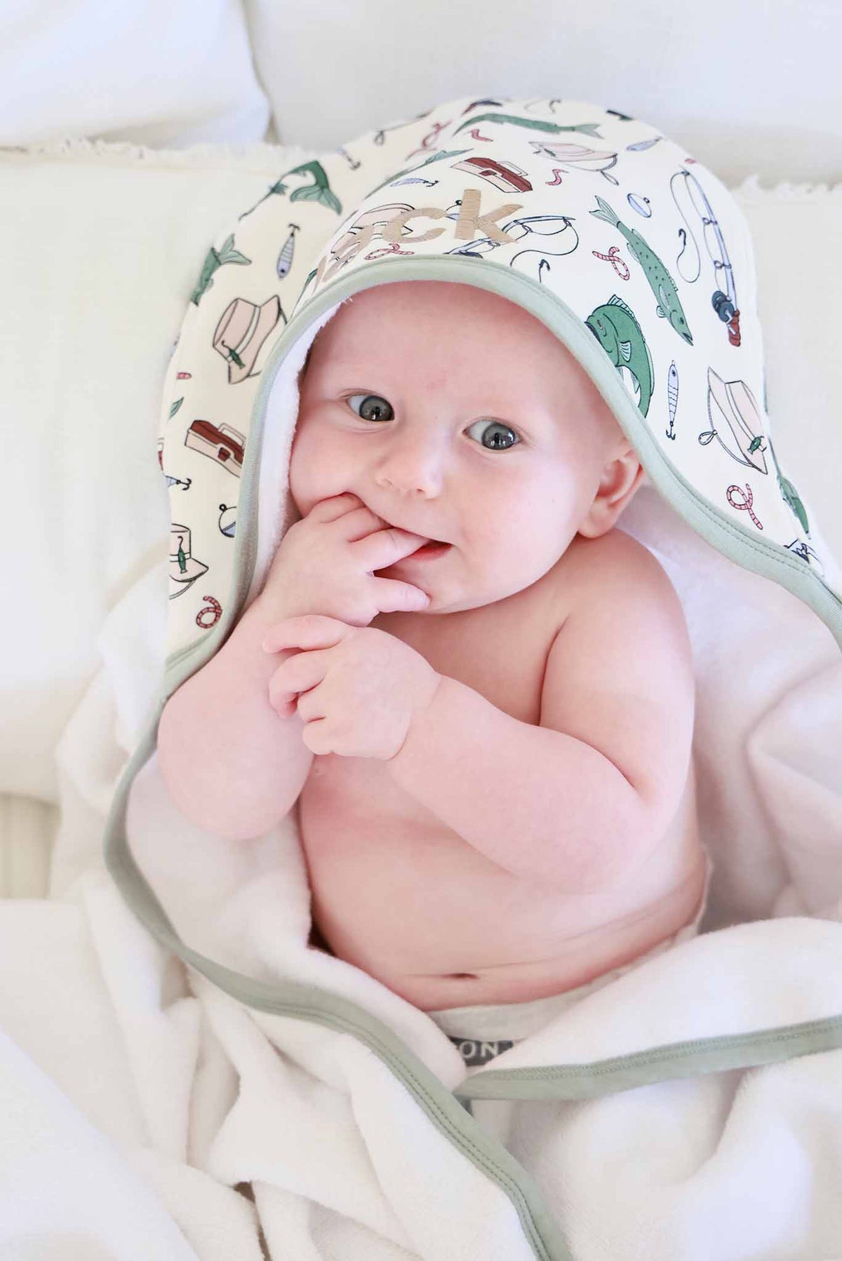 Bamboo Hooded Towel | Off the Hook)