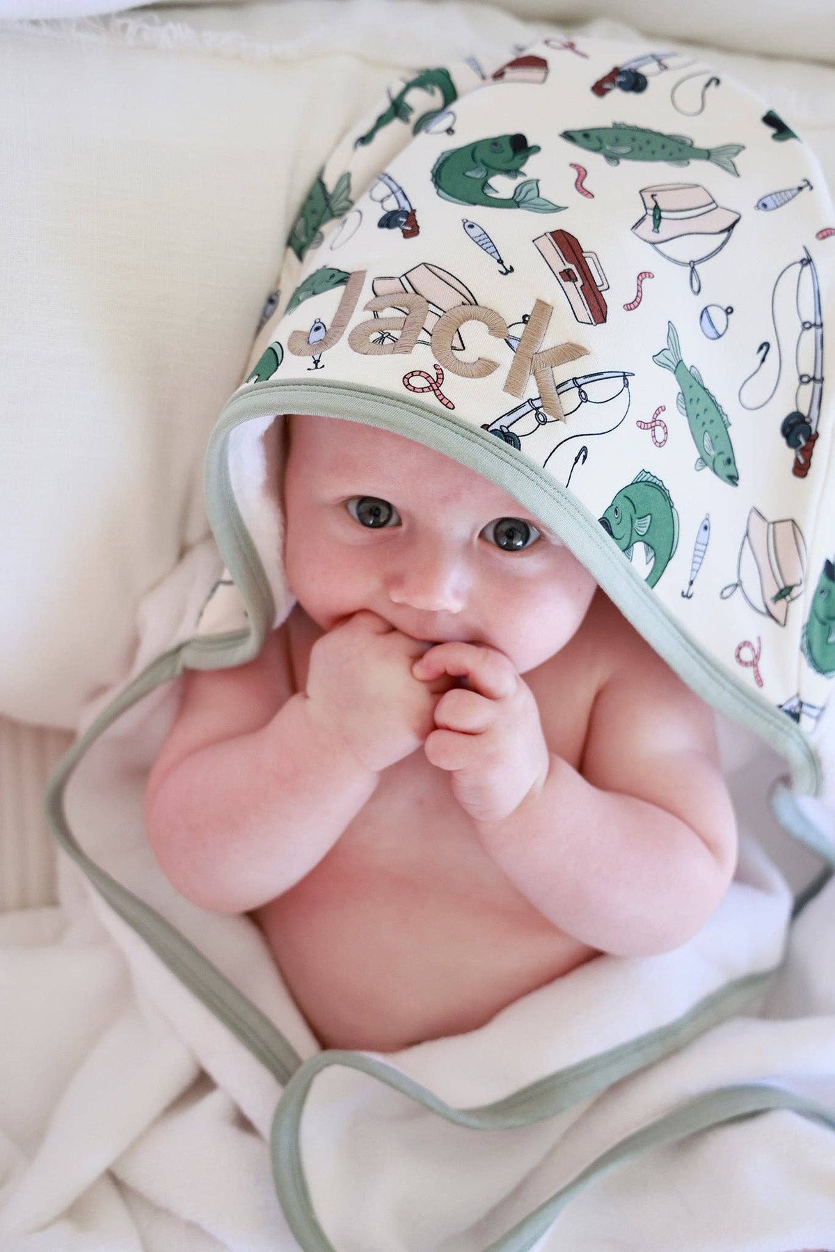 Bamboo Hooded Towel | Off the Hook)