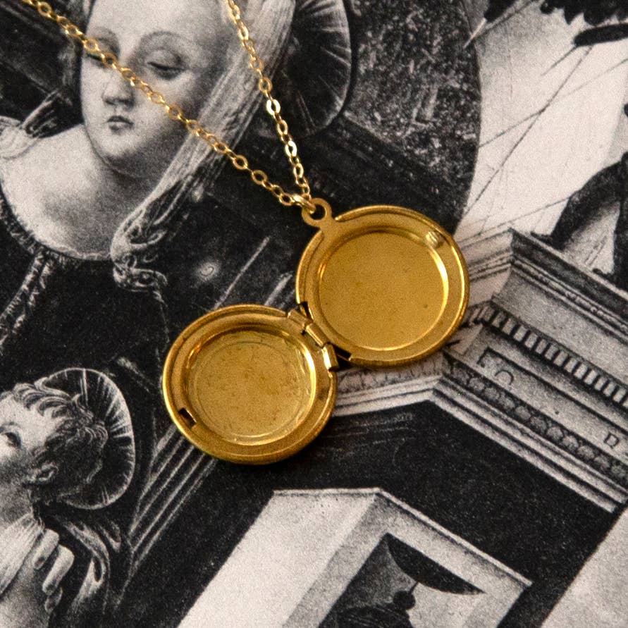 Vintage Large Round Locket Necklace (Simple)