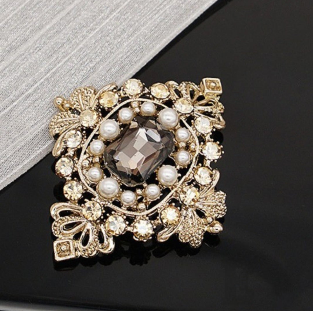 Vintage Inspired Brooch, 4 Styles