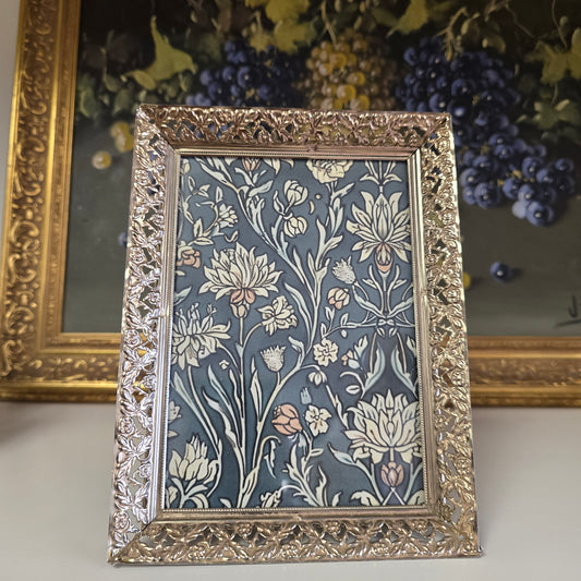 Vintage Metal Filigree 5x7 Frame