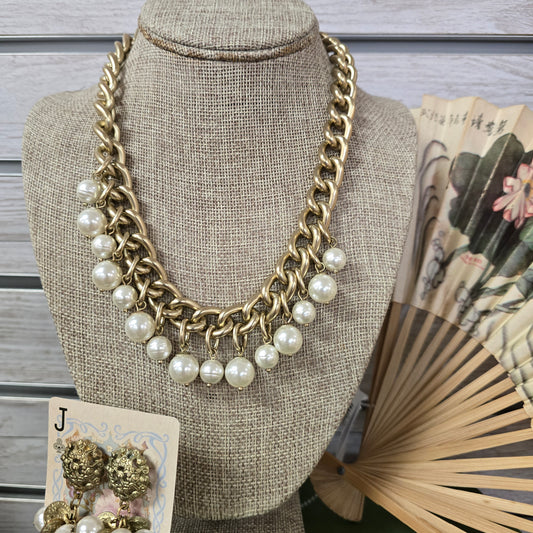 Vintage Chicos Pearl Gold Chain Necklace
