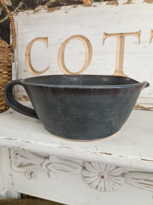 Fingerprint Pottery Mixing Bowl (Peppercorn)
