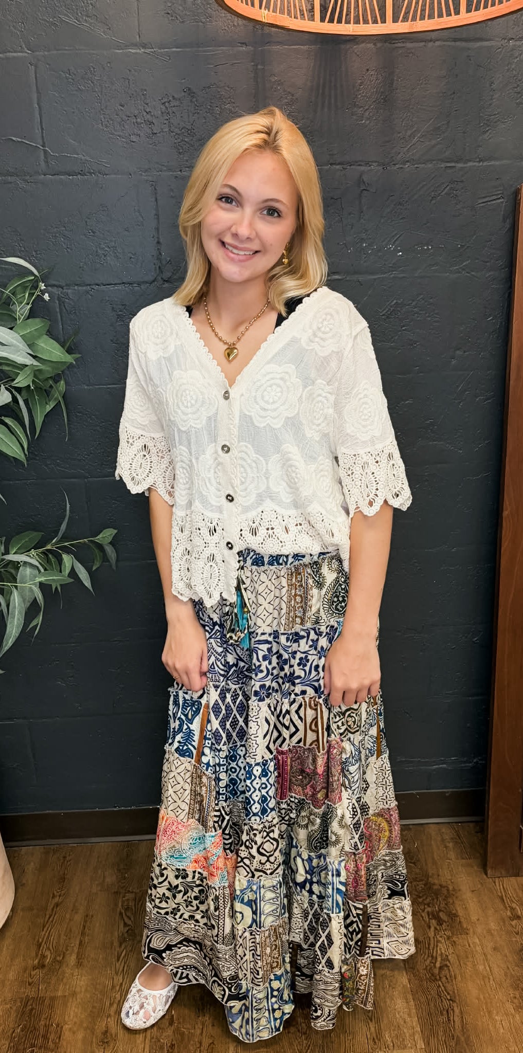 Crochet Trim Neckline Short Sleeve Jacket Top