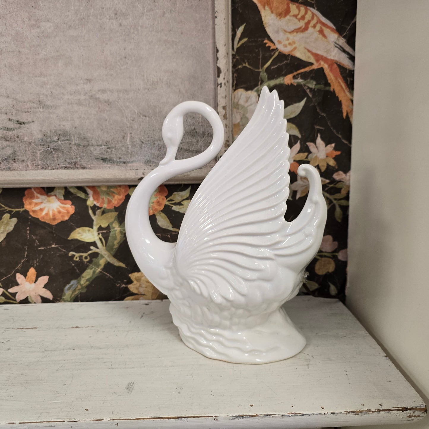 Vintage Swan TV Lamp