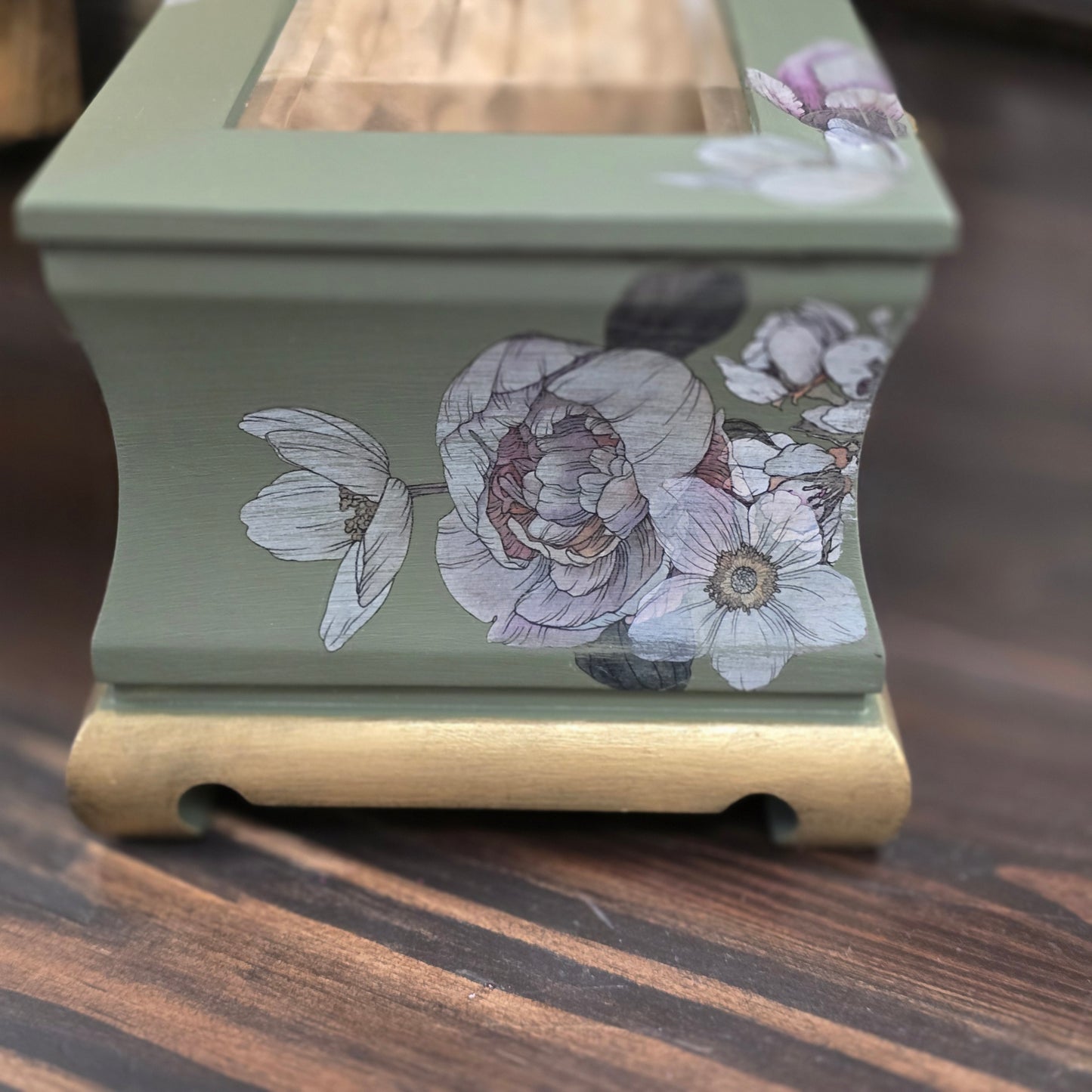Vintage Bombay Jewelry Box