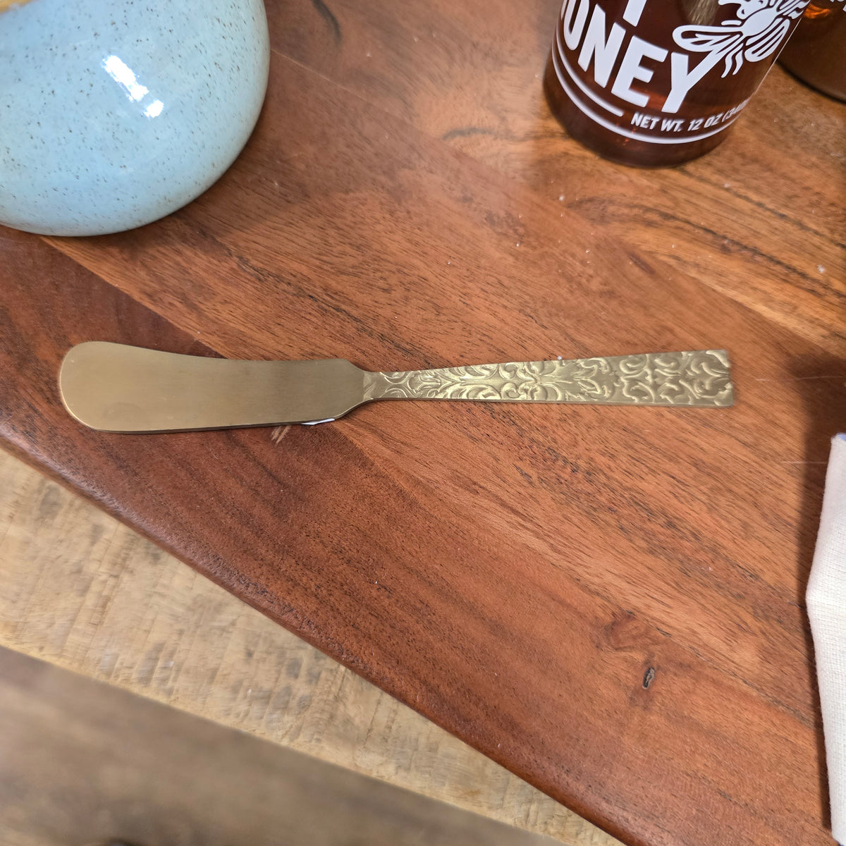Brass Ornate Spreader