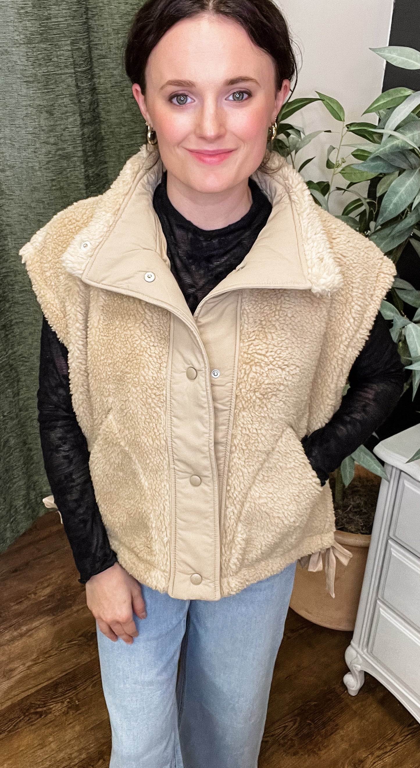 Shelby Sherpa Vest With Tie Detail (Small to Large)