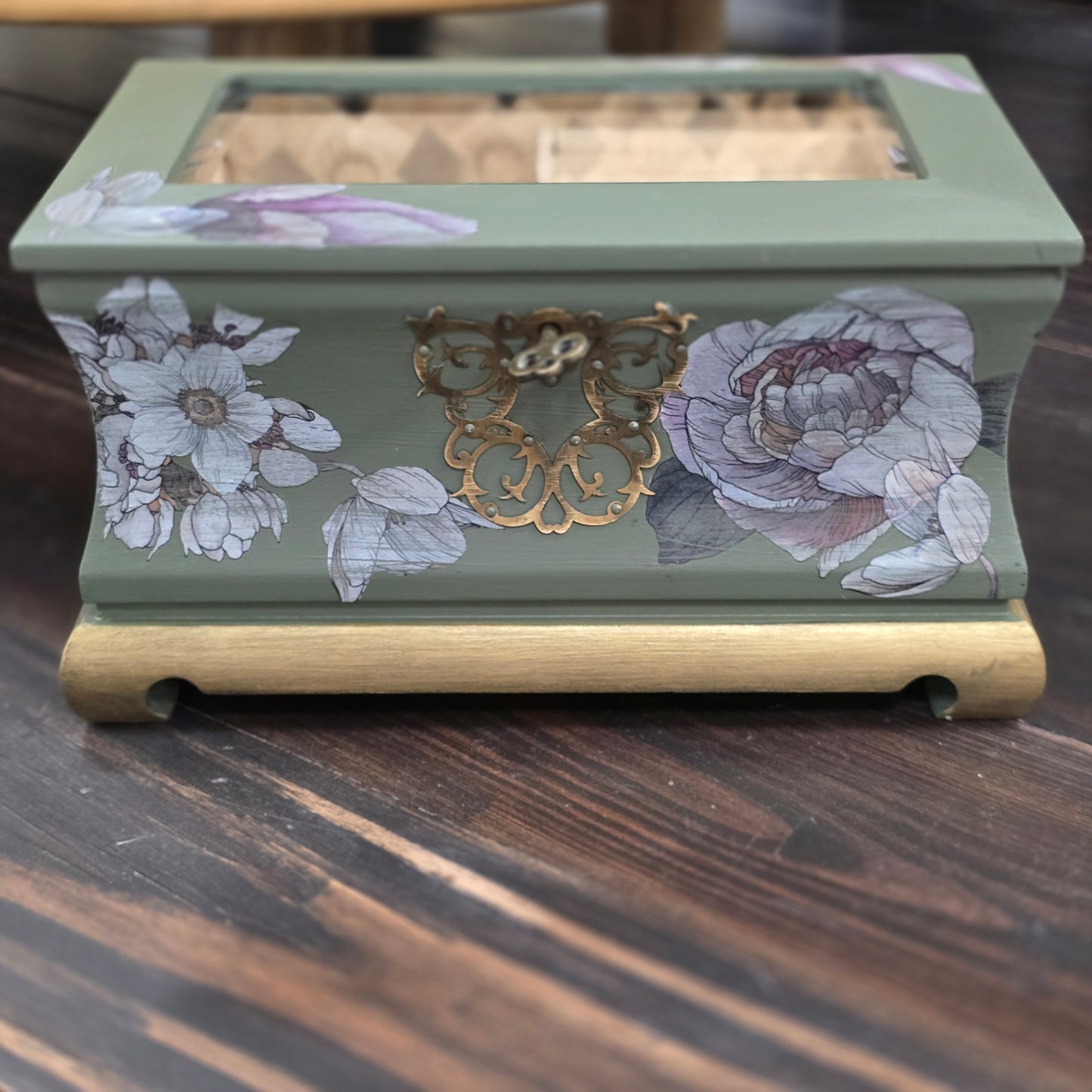 Vintage Bombay Jewelry Box