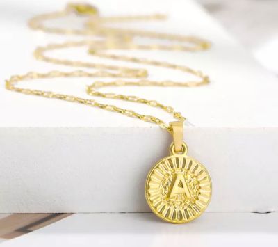 K & L Circle Solid Necklace